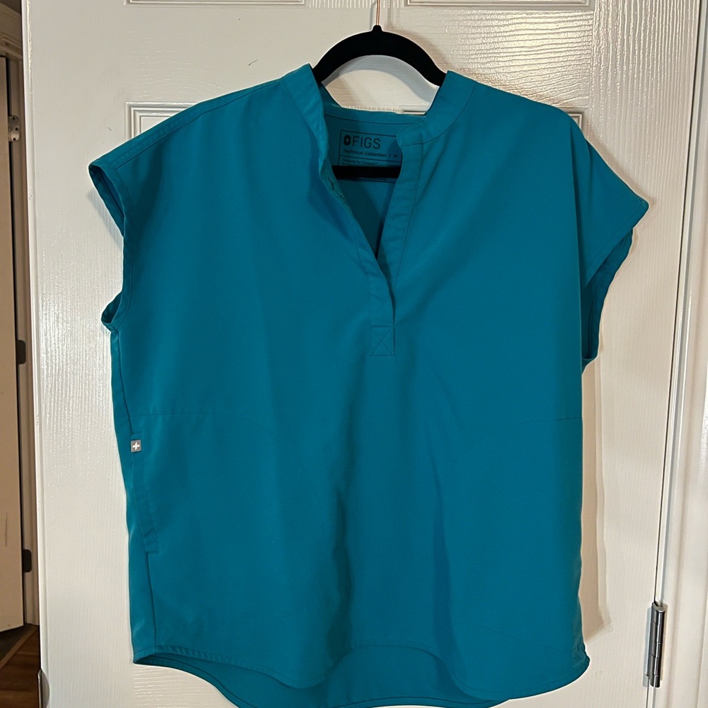 FIGS Set- Teal Women’s Medium Scrubs